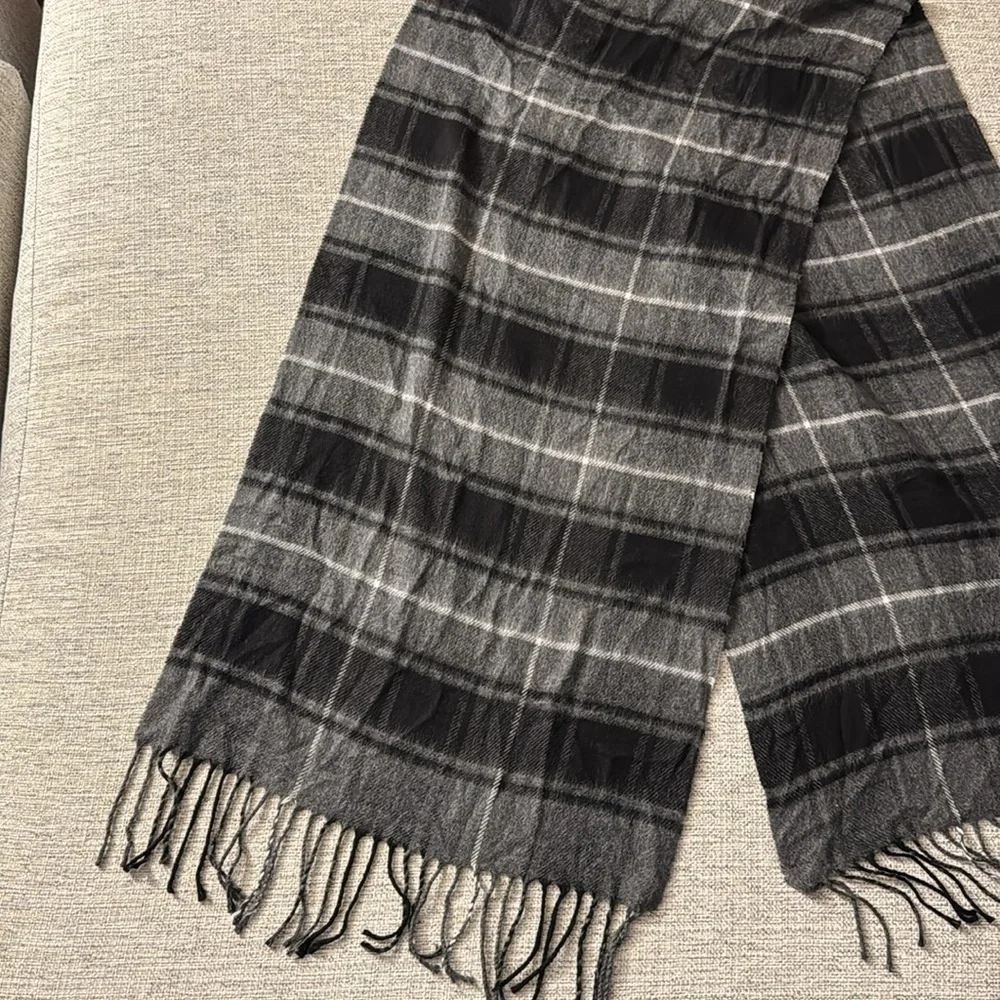 🧣 NWT Men’s Plaid Scarf – L’Accessorio Italiano